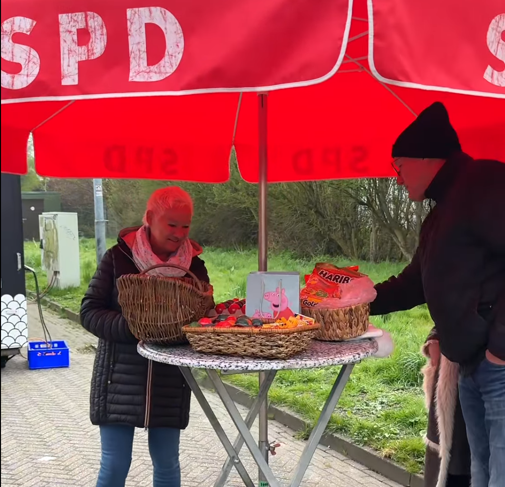 Vorosterliche Freude auf dem Wochenmarkt in Fedderwardergroden!